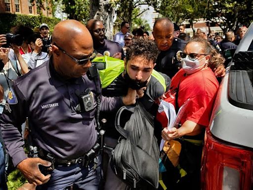 Casi un centenar de personas fueron arrestadas en protestas pro palestinas en Universidad del Sur de California