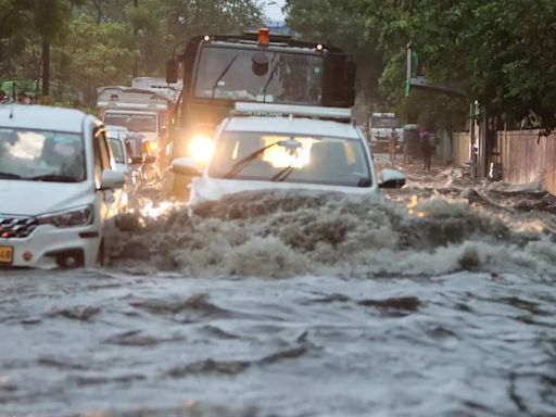 Delhi Rain: IMD predicts very heavy rains for next two days in the capital, Noida, Gurgaon, Ghaziabad; Raises flooding alert