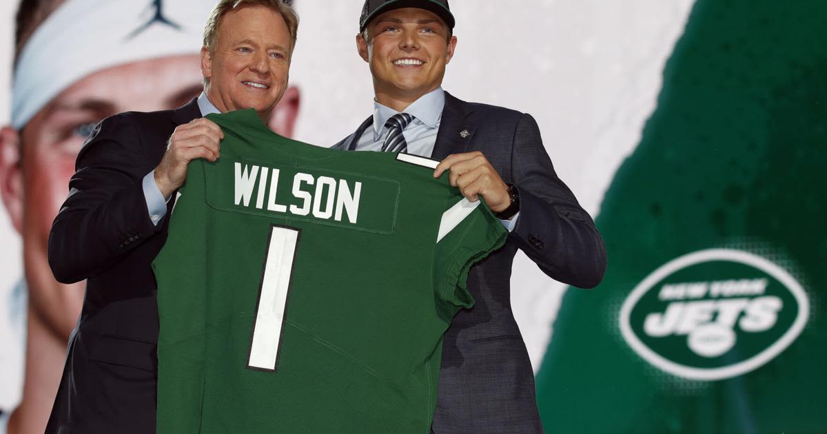 AP source: Jets trade QB Wilson to Broncos