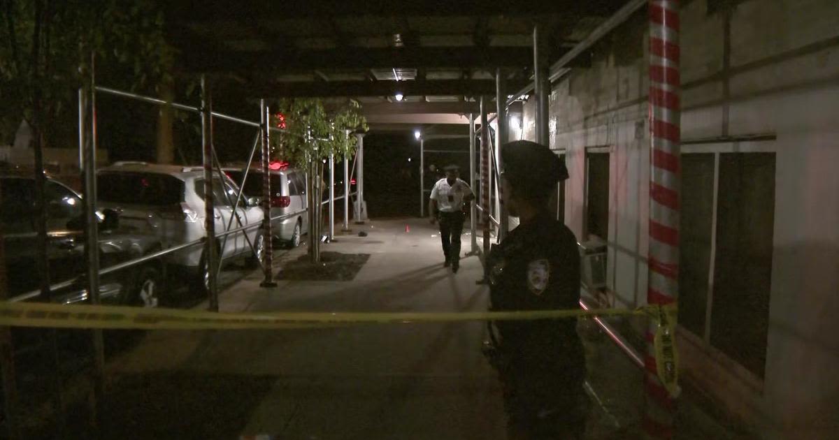 6 shot in the Bronx, police searching for 2 gunmen