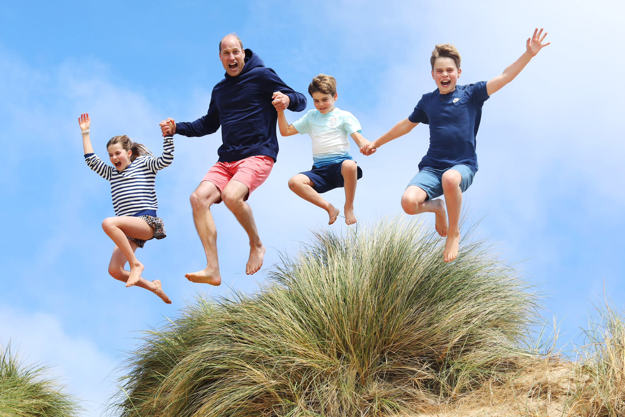 Kate Middleton shares adorable photo of Prince William with their kids on his 42nd birthday