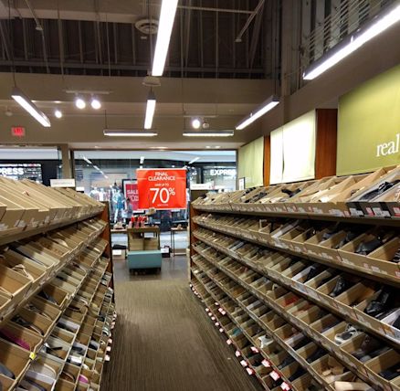 clarks outlet deals