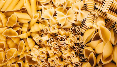 The Top 2 Pasta Shapes For Ultra Saucy Mac And Cheese
