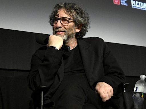 Neil Gaiman Offering to Step Back From Good Omens Season 3 Amid Assault Allegations - Report