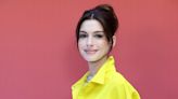 Anne Hathaway proves canary yellow is the colour of the summer in sunshine Valentino