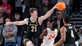 Vanderbilt basketball squeaks by Wofford in nail-biter