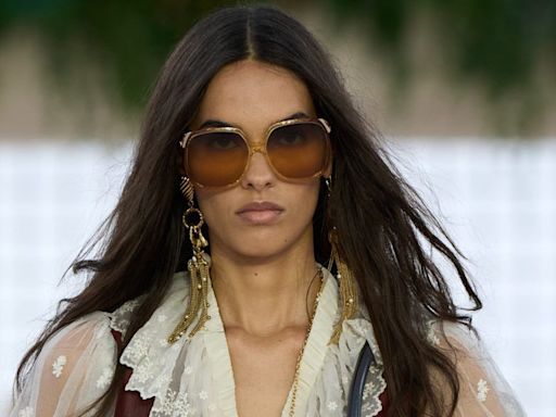 Runway Rundown: Chloé’s Powerful Prettiness, Schiaparelli’s Surprising Ease And Vetements Taping