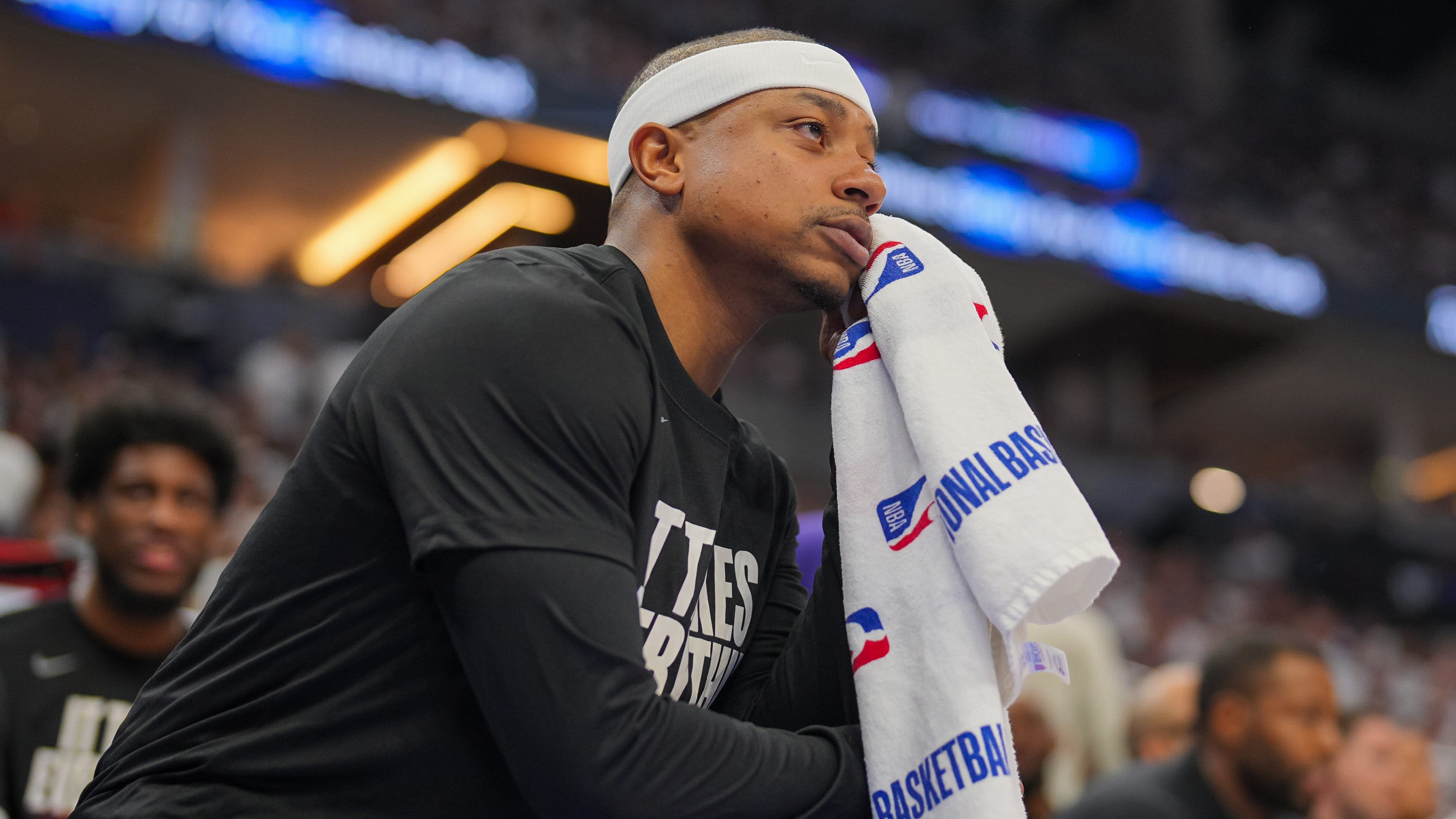 Phoenix Suns' Isaiah Thomas: Point guard 'missing piece' against Minnesota Timberwolves