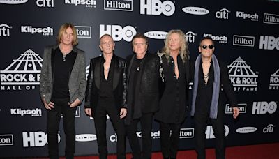 Where to buy Def Leppard, Journey tickets for Fenway Park show for under $100