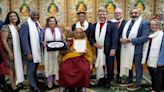 US lawmakers meet Dalai Lama, vow to not let China decide next leader of Tibet