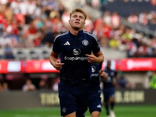 Man United 'formula found' for next transfer as 16-goal Rasmus Hojlund injury replacement considered