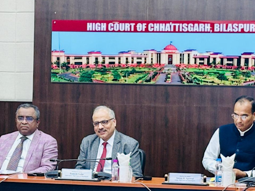 Chief Justice Ramesh Sinha reviews preparations of upcoming National Lok Adalat and Supreme Court’s Special Lok Adalat | Raipur News - Times of India