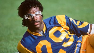 Eric Dickerson Opens Up About His NFL Record That May Never Be Broken