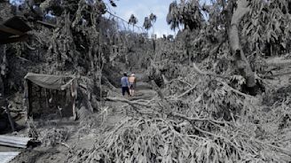 Despite risks, villagers made Philippine volcano their home