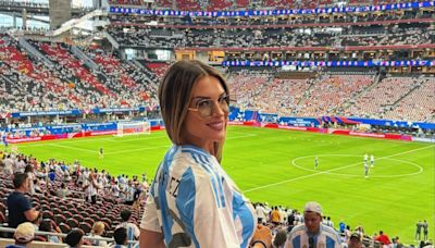 Copa América 2024: Agustina Gandolfo, la mujer de Lautaro Martínez, mostró cómo alienta a la Argentina frente a Canadá