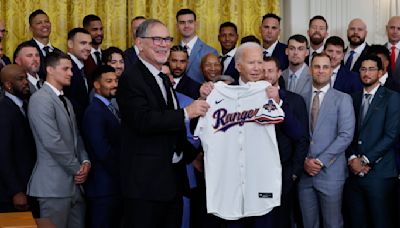 Rangers serenaded with classical version of Creed's 'Higher' while celebrating World Series title at White House