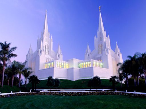 Hulu Lines Up ‘The Secret Lives Of Mormon Wives’ Reality Docuseries – Update