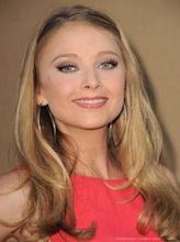 Elisabeth Harnois