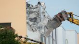 Demolition of the Parkland classroom building where 17 died in 2018 shooting begins