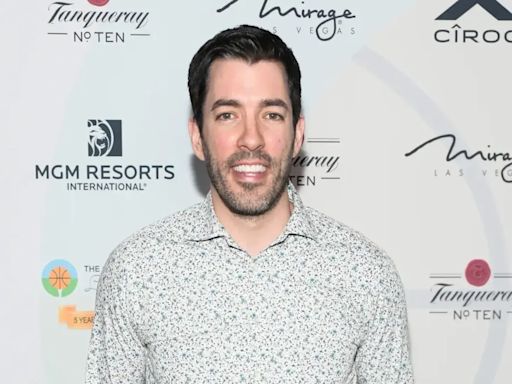 Drew Scott’s New Photo With Son Parker Proves Parents Will Do Anything for a Laugh