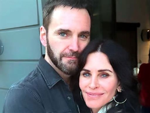 Courteney Cox reveló que su novio la dejó en la primera sesión de terapia de pareja que tuvieron