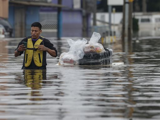 Cheias no Brasil: é urgente reconstruir, mas “sem repetir os erros do passado”