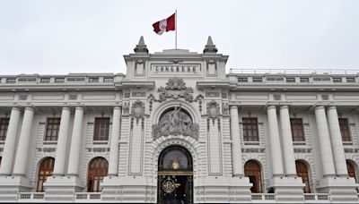Congresso do Peru aprova lei que prescreve crimes contra a Humanidade cometidos antes de 2022 e pode beneficiar Fujimori