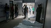 Guerra en Gaza: Israel dice que una explosión por municiones de Hamas provocó el incendio en Rafah