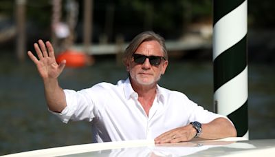 Daniel Craig On Intimacy, Fulfillment & Accessibility Of Luca Guadagnino’s ‘Queer’ – Venice Film Festival