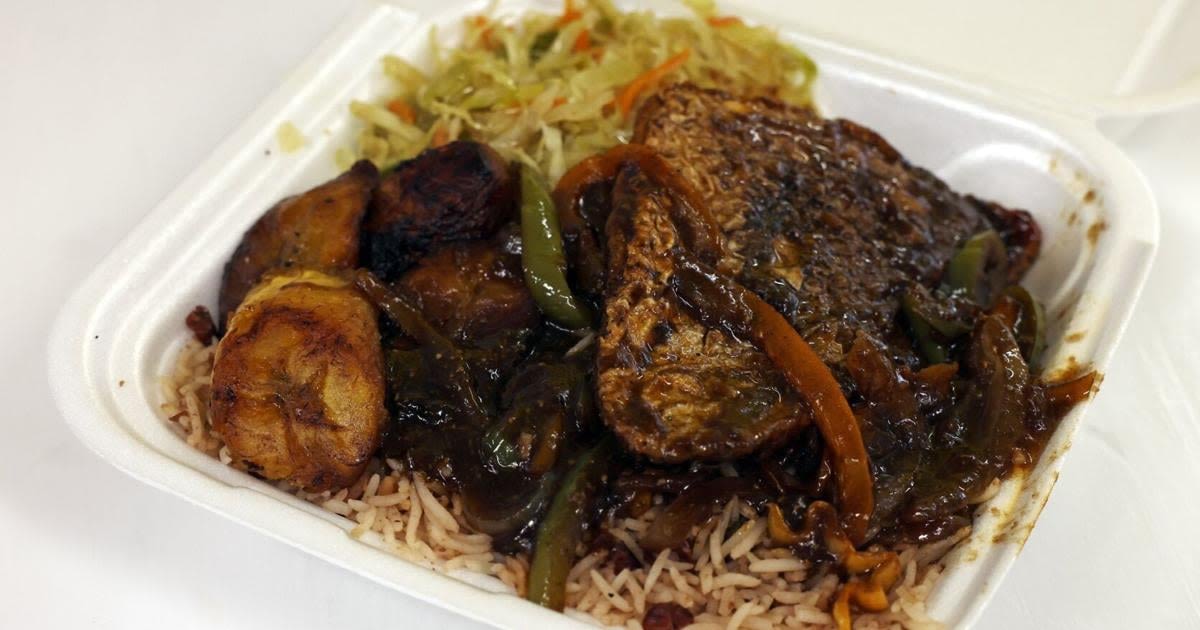 PHOTOS: Ah Fiwi Jamaican restaurant opens at 25th and Liberty streets