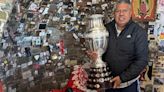 Video: Chiqui Tapia cumplió su promesa y le llevó la Copa América a la Difunta Correa en San Juan