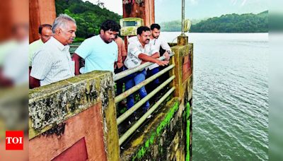 Officials inspect Siruvani dam, rule out irregularities in water release | Coimbatore News - Times of India