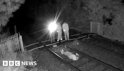 Network Rail: CCTV captures 'irresponsible railway photoshoot'