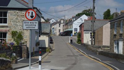 Closed road through centre of Cornwall village opened ending big diversions!