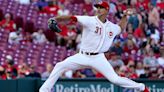 Mike Minor has a rocky Cincinnati Reds debut in a loss to the Nationals