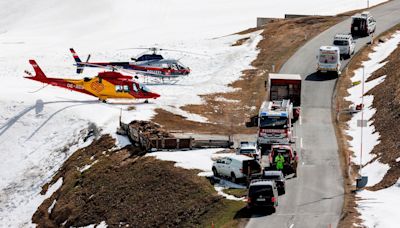 At least 2 dead in Austria avalanche, rescue operation underway