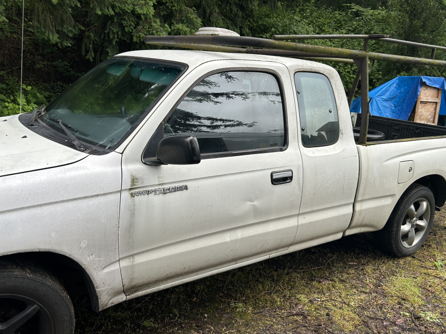 Washington man arrested for allegedly trying to lure child into his truck