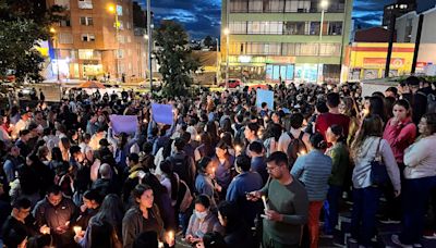 Médicos y universitarios colombianos lloran muerte de colega residente víctima de matoneo