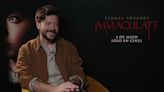 Álvaro Morte estrena Immaculate junto a Sydney Sweeney y nos cuenta que fue su coach de inglés: "Tiene un talento increíble"