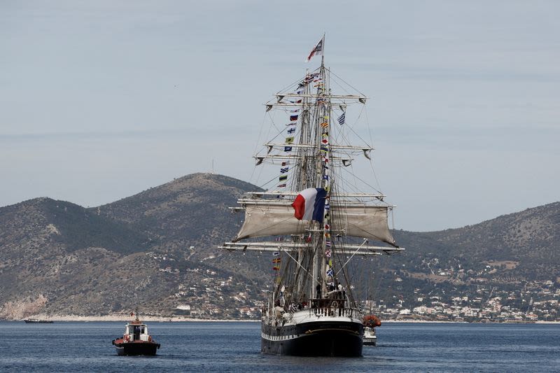 Olympics-Paris 2024 Olympics flame sets sail for France in final relay leg