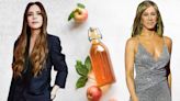 Jennifer Aniston y Victoria Beckham son adeptas: un nuevo estudio revela tres beneficios de tomar vinagre de manzana en ayunas