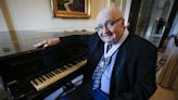 'Absolute surprise': Winnipeg jazz legend Ron Paley awarded Order of Manitoba