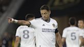 Los Galaxy tocan fondo en casa ante Charlotte y 'Chicharito' acaba expulsado