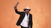 Toby Keith announces Las Vegas concerts amid cancer battle: 'Get the band back together'