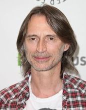 Robert Carlyle