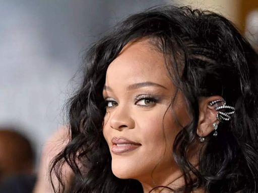 Rihanna sets record for most diamond hits by a female artist | English Movie News - Times of India