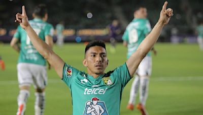 Ángel Mena no entra en los planes de León y busca equipo