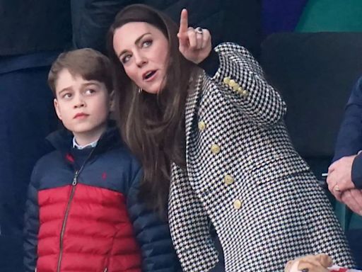 Kate reveals George is fan of Brit rock band in chat with lead singer