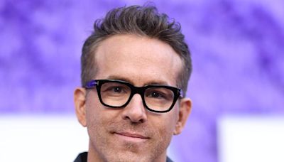 Ryan Reynolds and His Mom Make an Unexpected Appearance at ‘The View’ (and They Look So Much Alike)