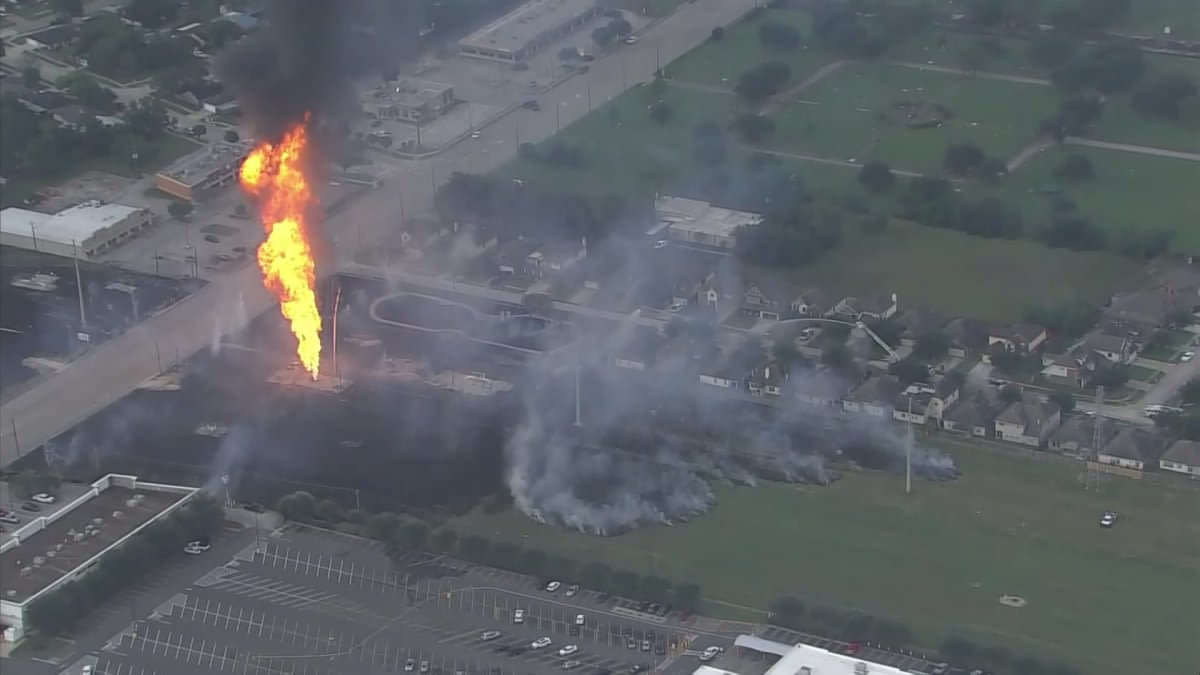 The pipeline fire threatening Houston's suburbs burns for third day, residents returning Wednesday